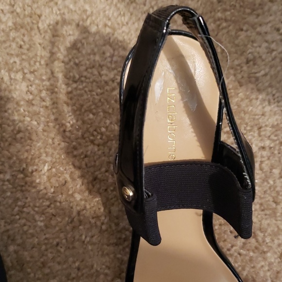 Shoes - Picture 4 of 4